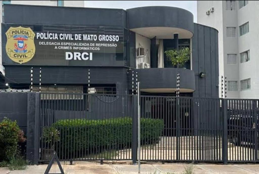 Polícia Civil cumpre mandados contra autores de ataques e difamações a autoridades públicas em rede social